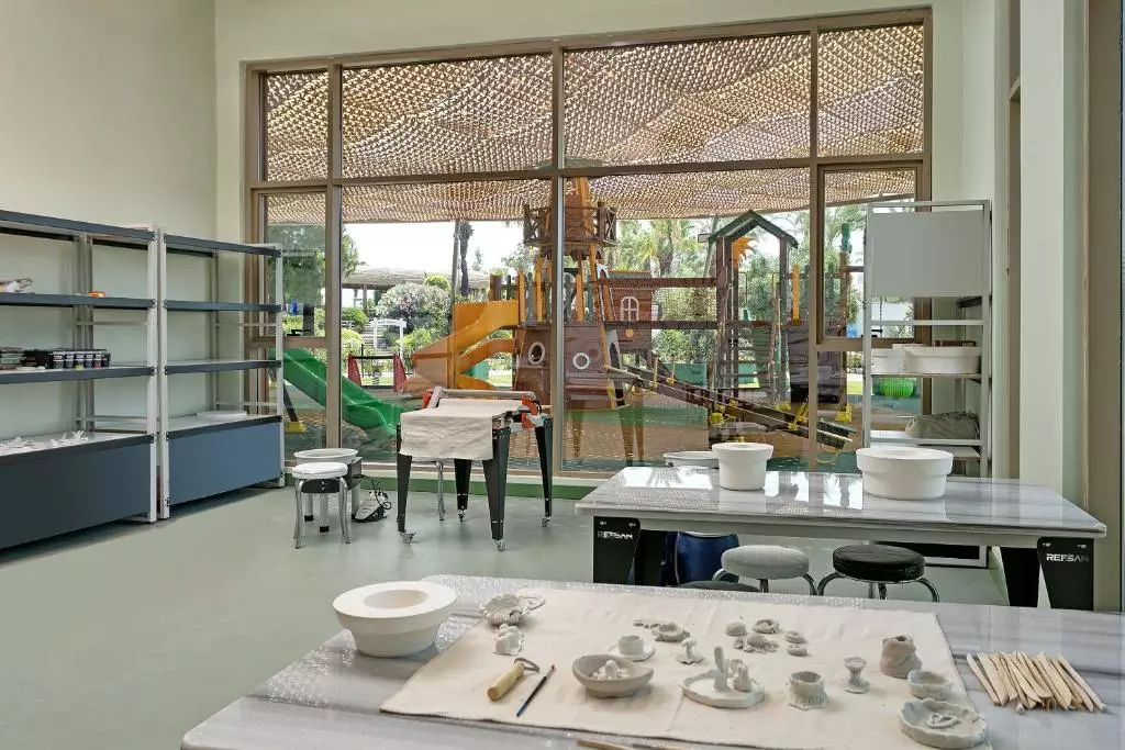 اتاق سفال هتل تایتانیک لارا آنتالیا